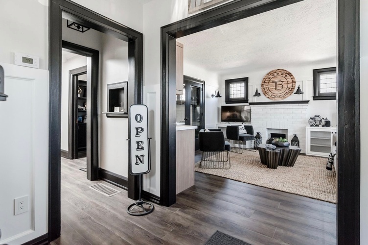 Masculine Real Estate Office Elegant