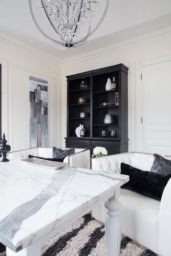Monochromatic Office