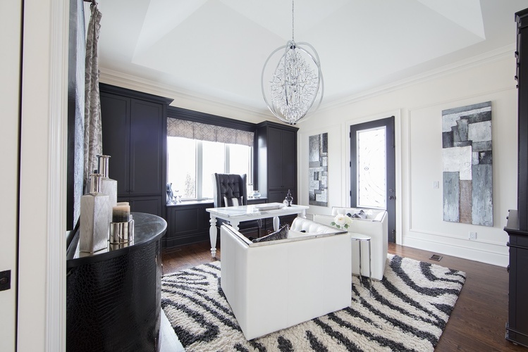 Monochromatic Office