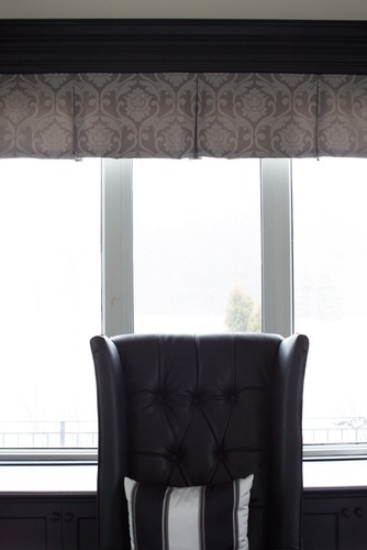 Monochromatic Office