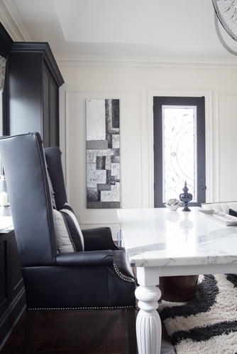 Monochromatic Office