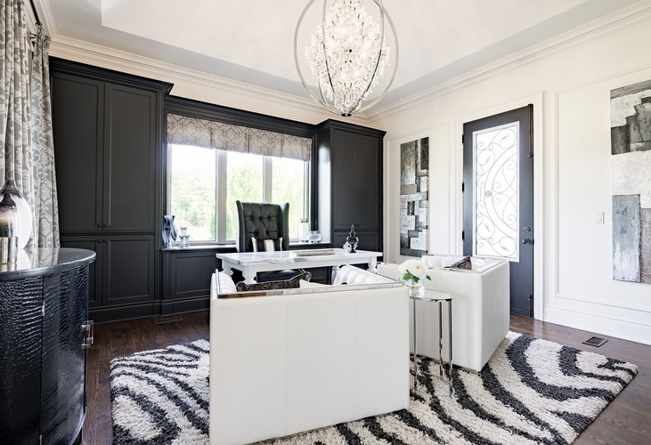 Monochromatic Office