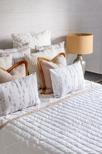 farm bedroom