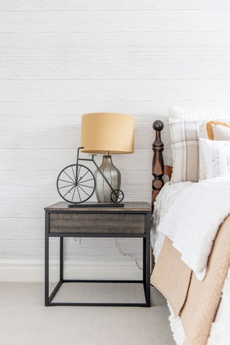 farm bedroom