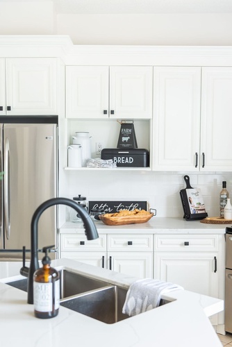 farmhouse kitchen