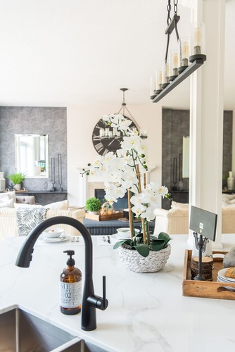 farmhouse kitchen