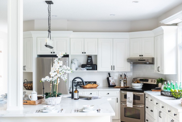 farmhouse kitchen
