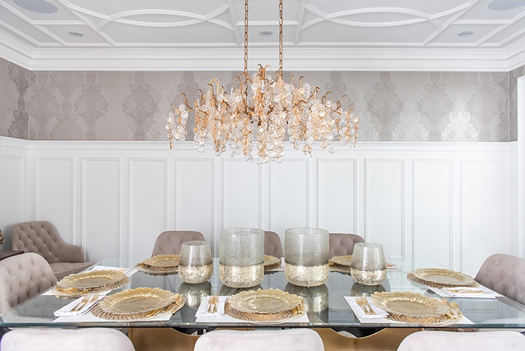 Royal Dining