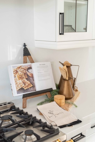 2022 Kitchen Camber Court
