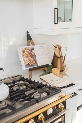 2022 Kitchen Camber Court