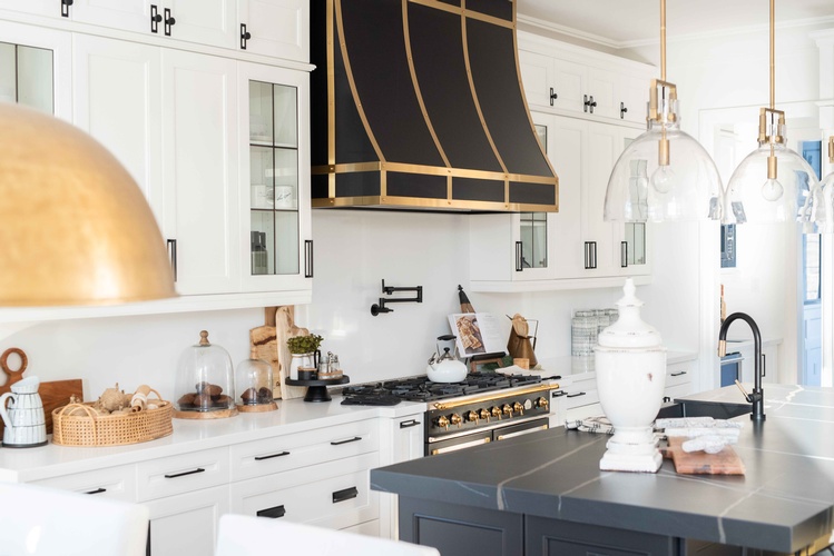 2022 Kitchen Camber Court