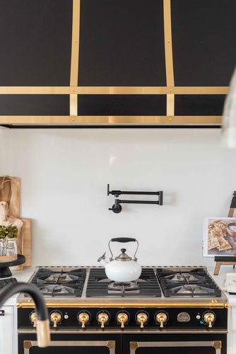 2022 Kitchen Camber Court