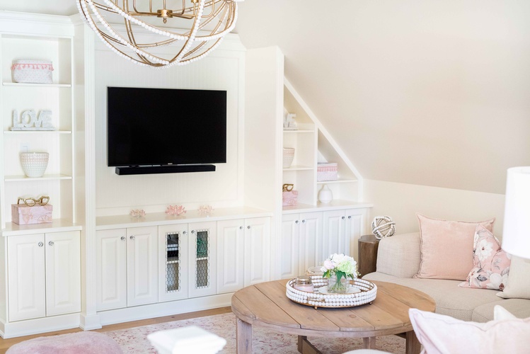 2022 family room William Allin
