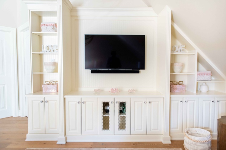 2022 family room William Allin