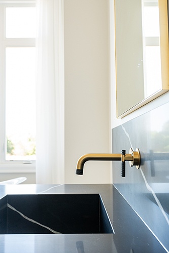 Luxurious Bathroom