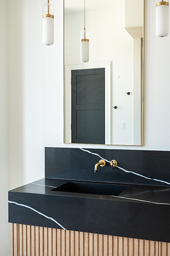 Luxurious Bathroom