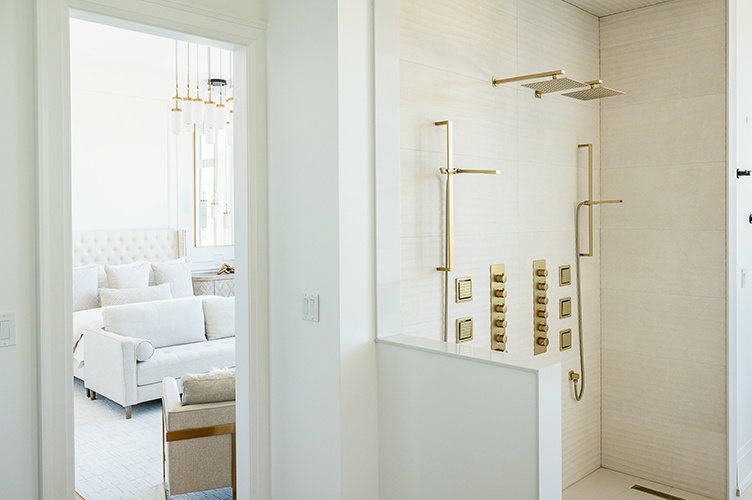 Luxurious Bathroom