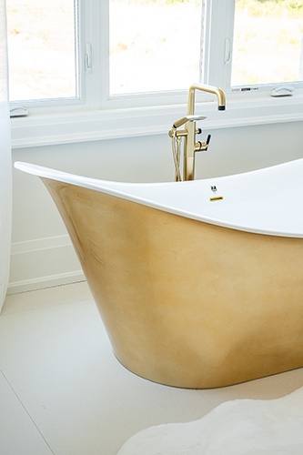 Luxurious Bathroom