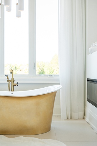 Luxurious Bathroom
