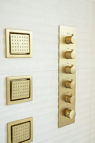 Luxurious Bathroom