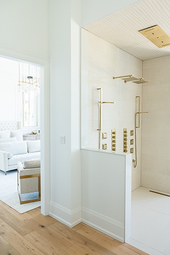 Luxurious Bathroom