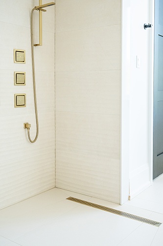 Luxurious Bathroom