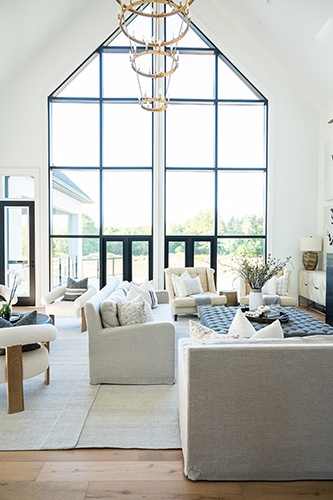 Luxurious Family Room
