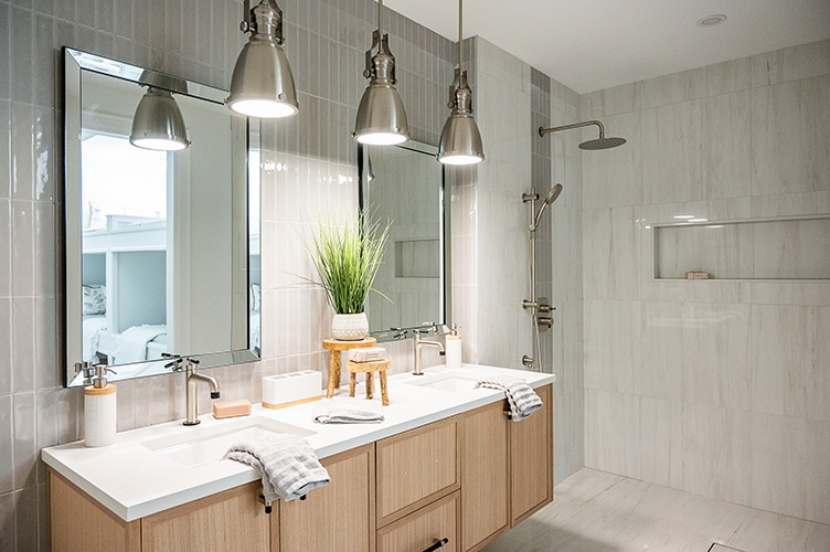 Bold Bathroom