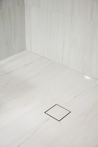 Bold Bathroom