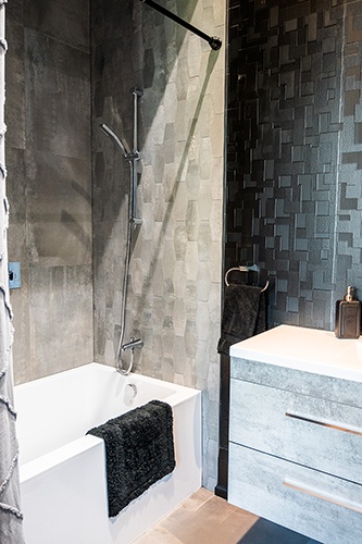 Modern Bathroom