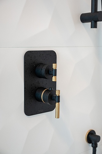 Elegant Bathroom