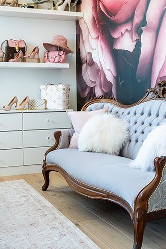 Royal White Room