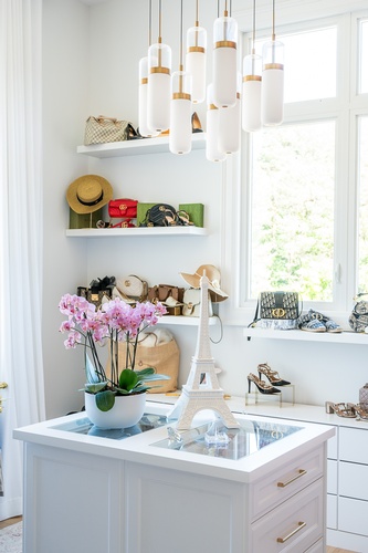 Royal White Room