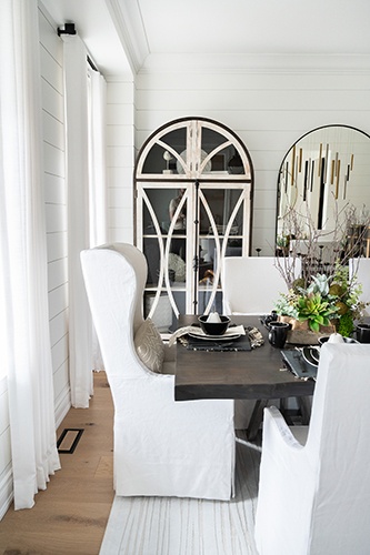 Front Hallway Dinning