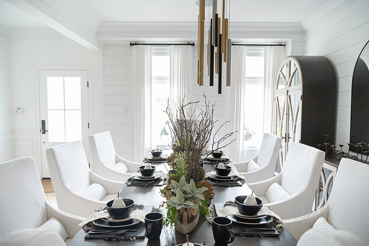 Front Hallway Dinning