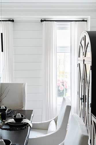 Front Hallway Dinning