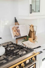 2022 Kitchen Camber Court