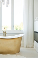 Luxurious Bathroom