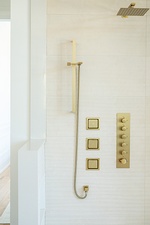 Luxurious Bathroom