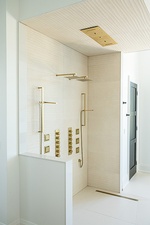 Luxurious Bathroom