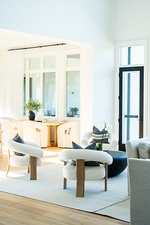 Luxurious Family Room