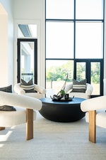 Luxurious Family Room