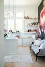 Royal White Room