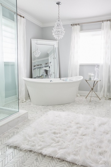 Big and Bright -Thornhill Bathroom Renovation by Royal Interior Design Ltd.