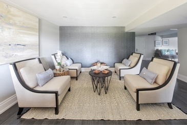 Cozy Bar Lounge - Basement Renovations GTA by Royal Interior Design Ltd.