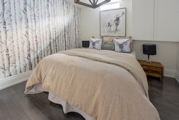 Hunting Cabin Hue - Basement Renovations Newmarket by Royal Interior Design Ltd.