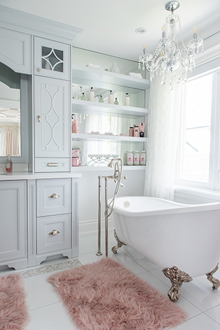 Bathroom Renovations Aurora by Royal Interior Design Ltd
