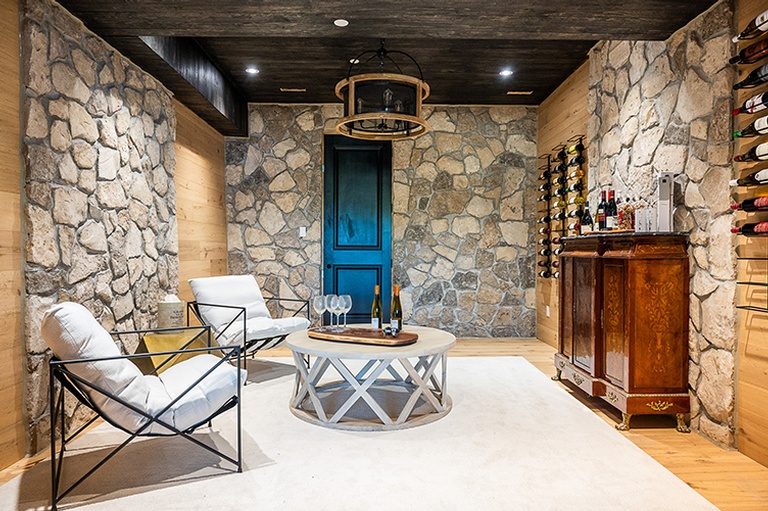 Wine Room (10)