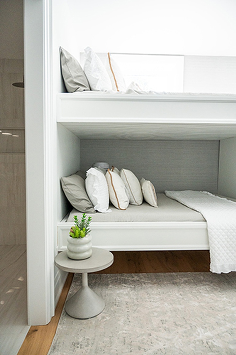 Bedroom (8)