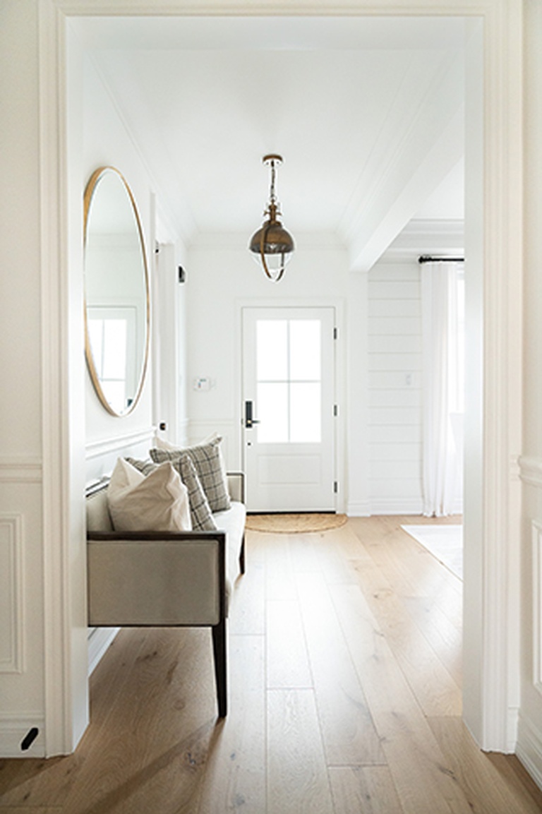 Front Hallway Dinning (3)